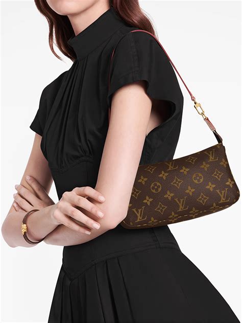 louis vuitton pochette voyage monogram|louis vuitton pochette accessoires monogram.